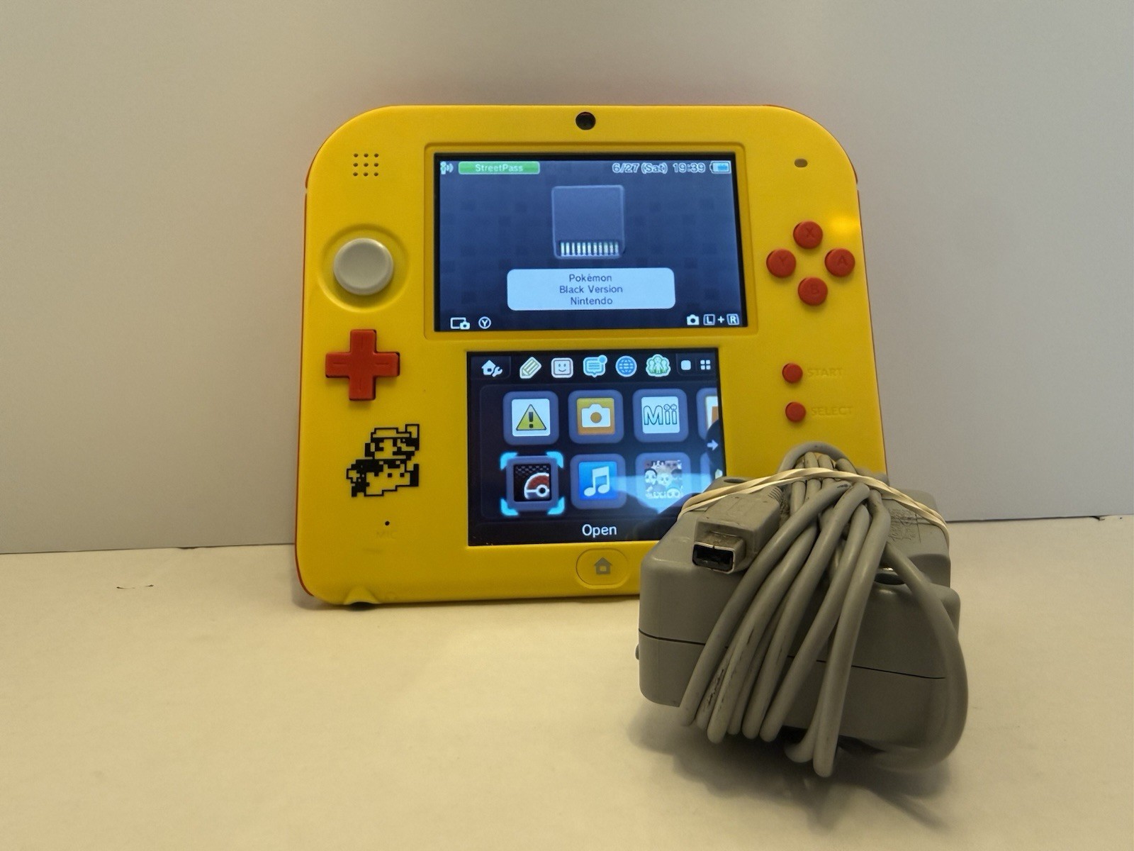Nintendo 2DS Super Mario Maker Edition Yellow/Red Handheld Console w/ Charger