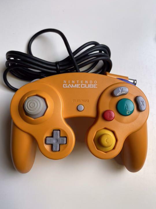 Nintendo GameCube Launch Edition Spice Orange Console controller NTSC-J