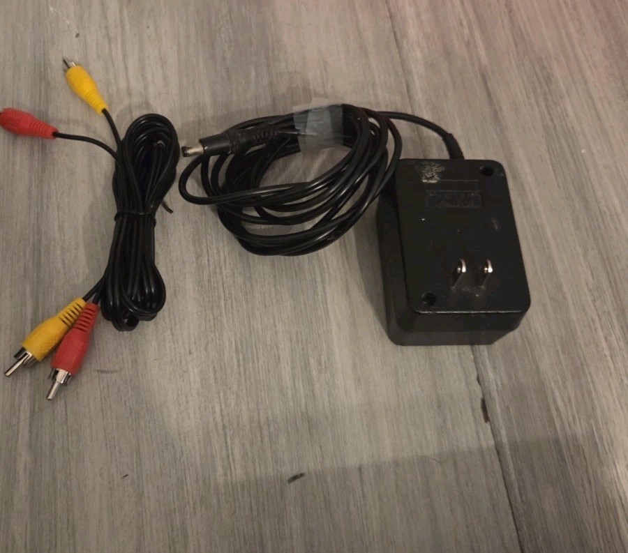 Nintendo NES-001 Console Bundle Used **READ DESCRIPTION **