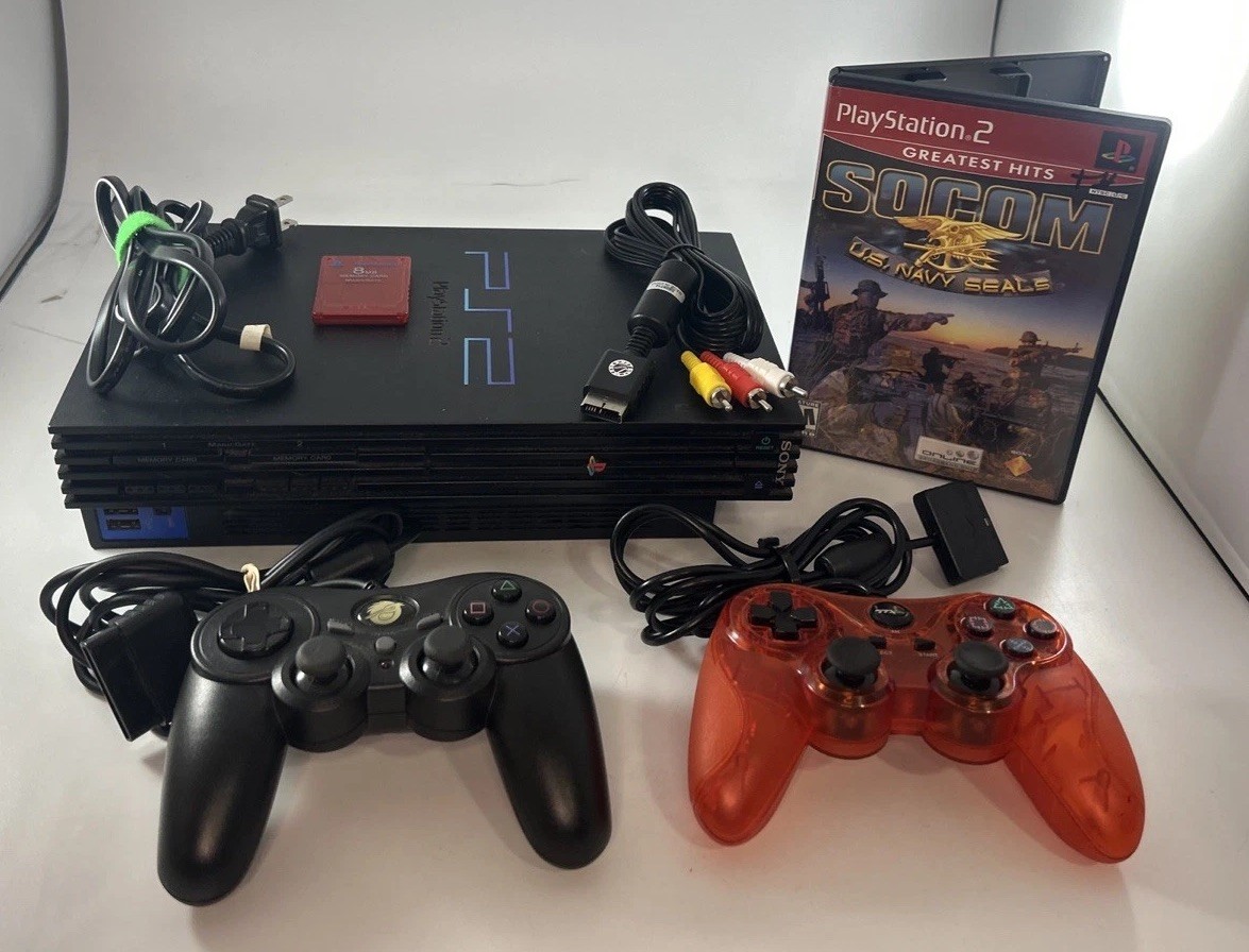 Sony PlayStation 2 PS2 Fat Console Bundle SCPH-30001 2 Controllers Game Memory