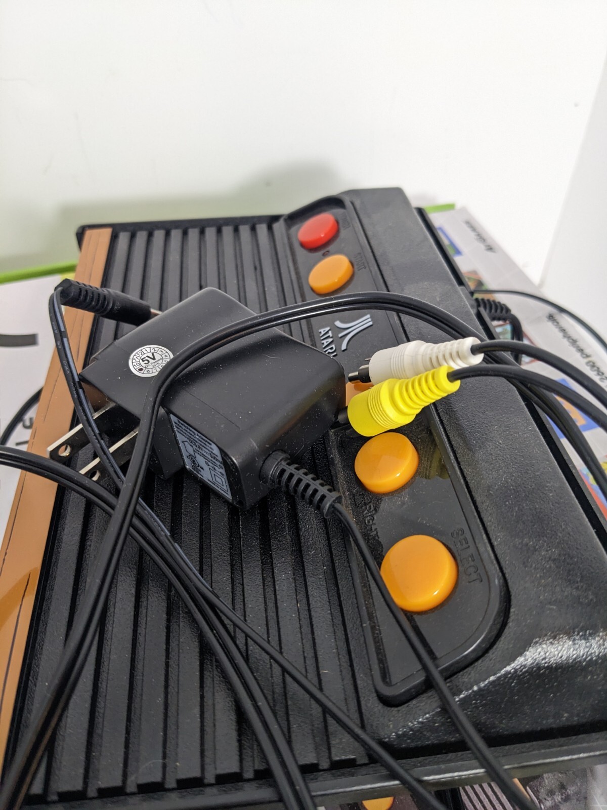 Atari Flashback 7 Classic Game Console (z22)