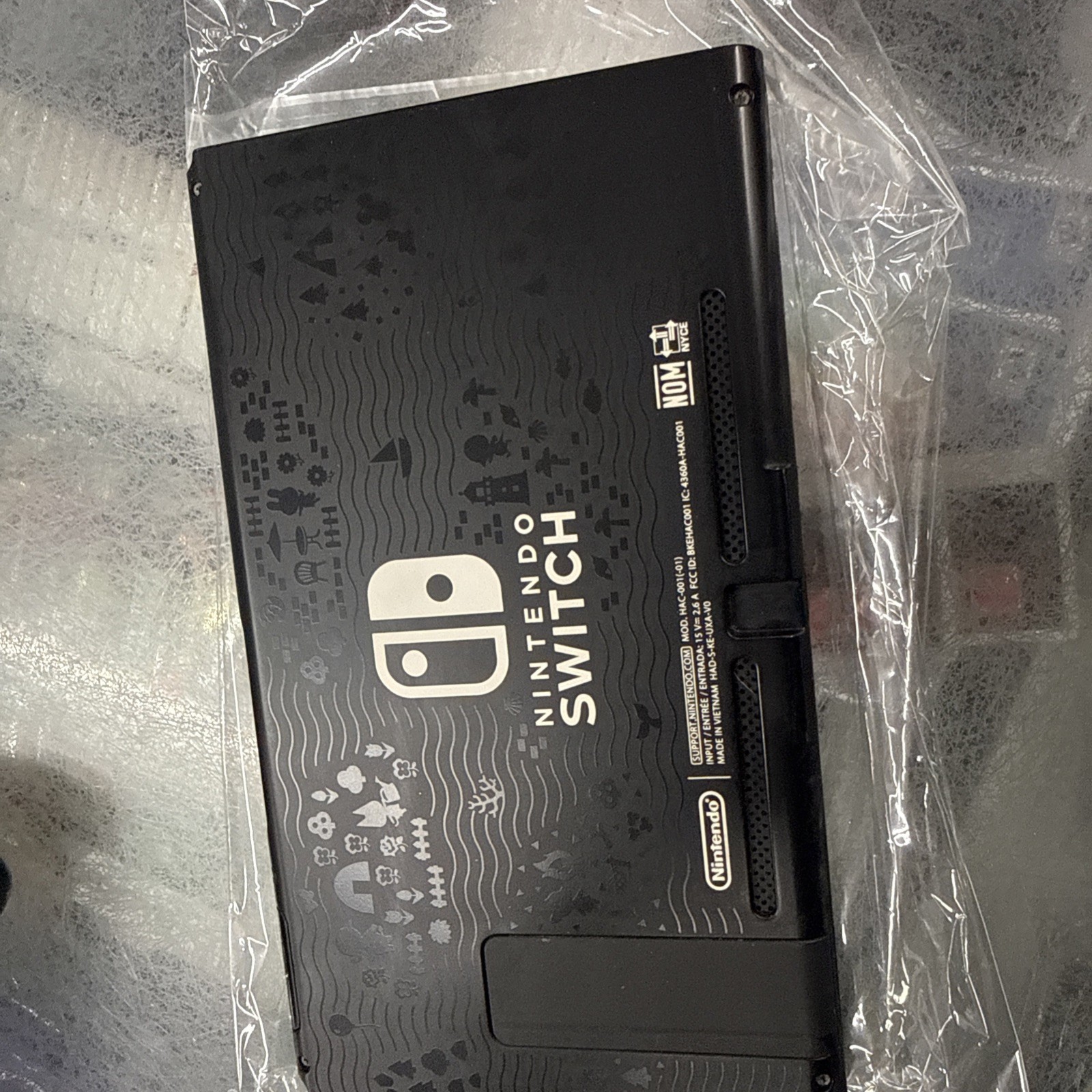 Nintendo Switch v2 Video Game Console Only Animal Crossing . HAC-001(-01) VGCC