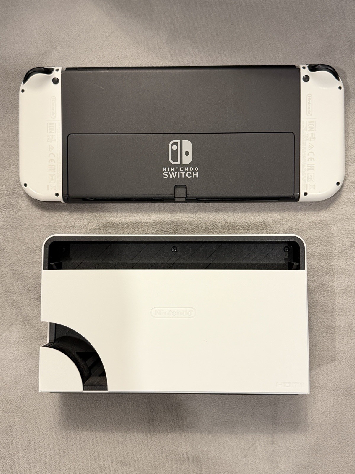 Nintendo Switch OLED Model HEG-001 Handheld Console – 64GB – White