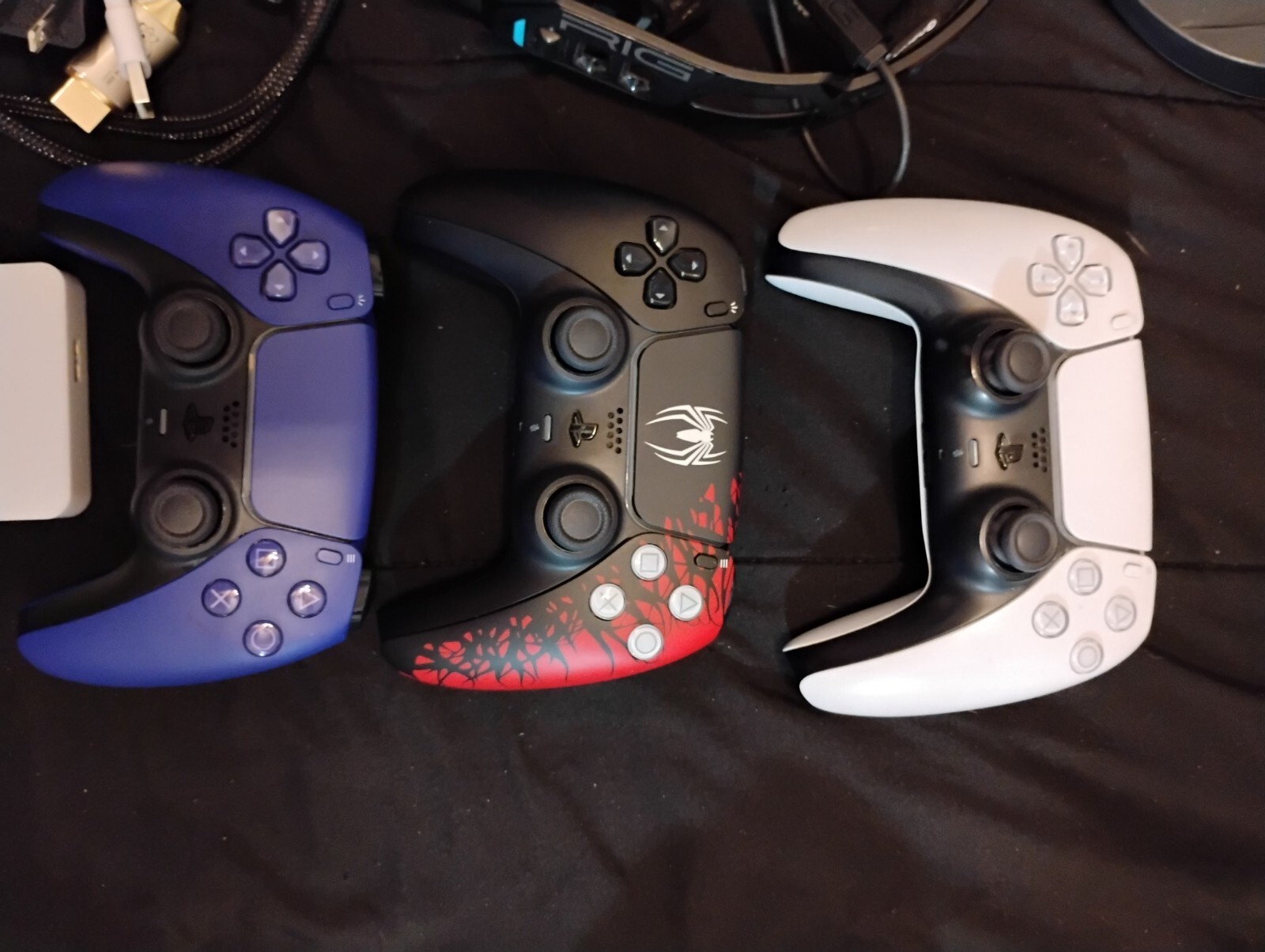 PS5,1tb External Hard Drive,3 Controllers,Rig Headset,My Account With 298 Games