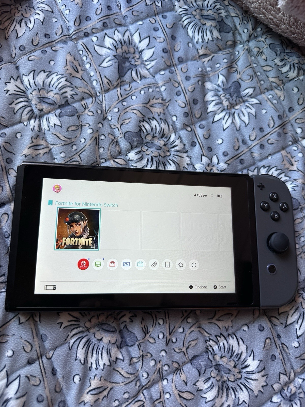 Nintendo Switch HAC-001 Black Handheld Console Wi-Fi Capability (read)