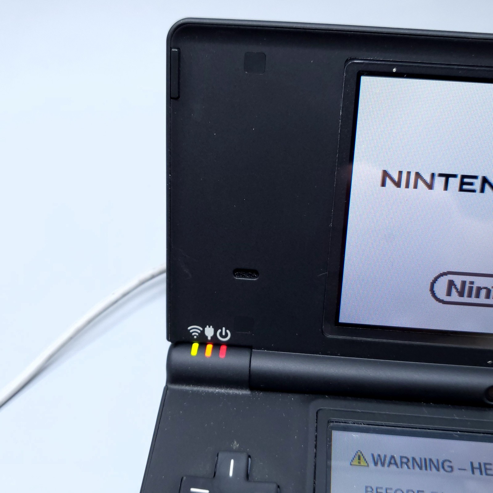 Nintendo DSi Matte Black Console + Stylus + Club Penguin Game Tested Working
