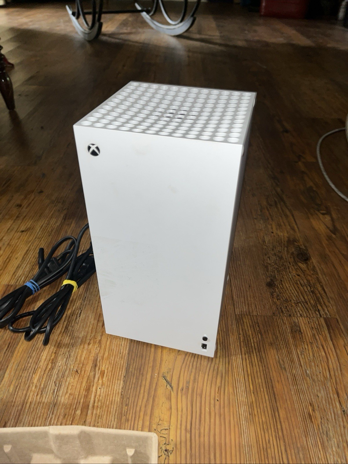 Microsoft Xbox Series X 1TB White Model 1882 w/ 2 Controllers