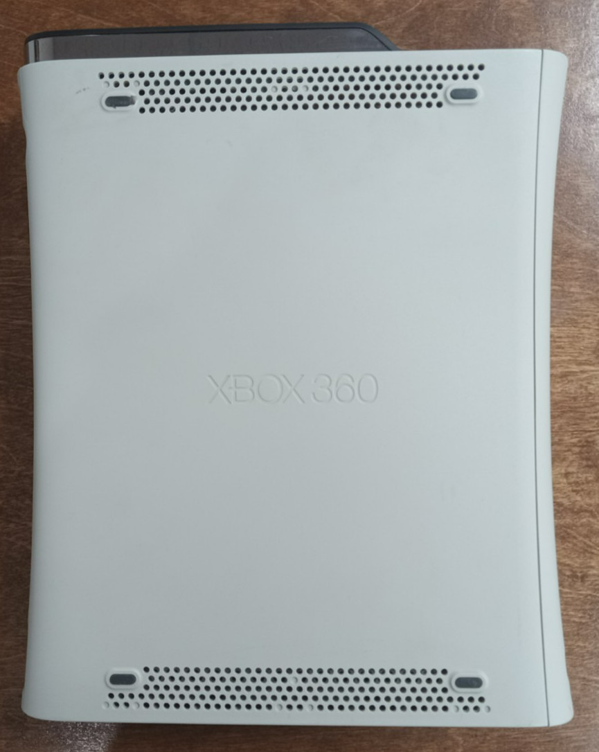 XBOX 360 CONSOLE TESTED AND WORKING 120 GB HDD NO CABLES COSMETIC DAMAGE READ
