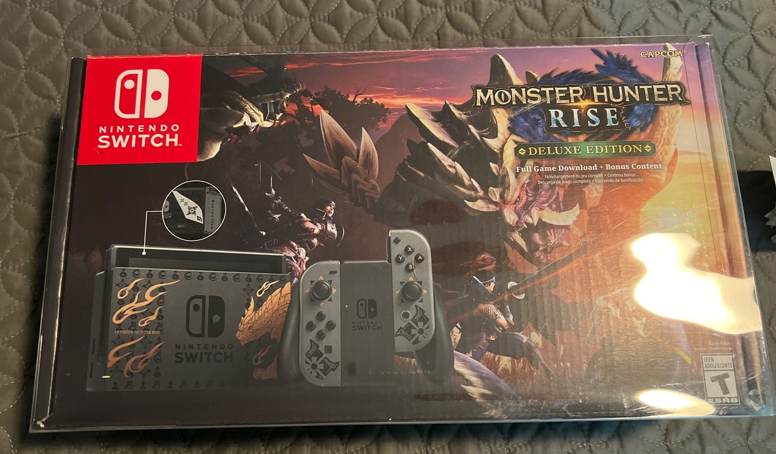 BRAND NEW – Nintendo Switch Monster Hunter Rise Deluxe Edition Console Authentic