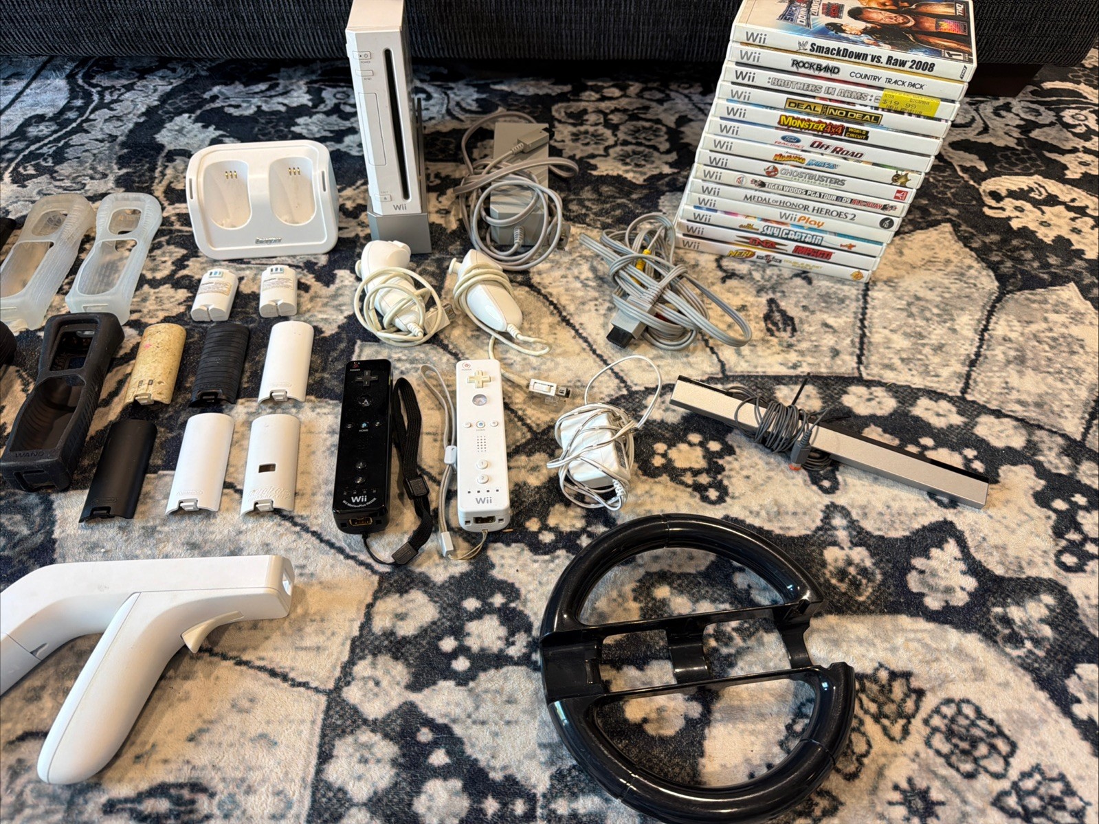 Nintendo Wii console bundle Controllers 14 Games And Various Cords (Not Tested)
