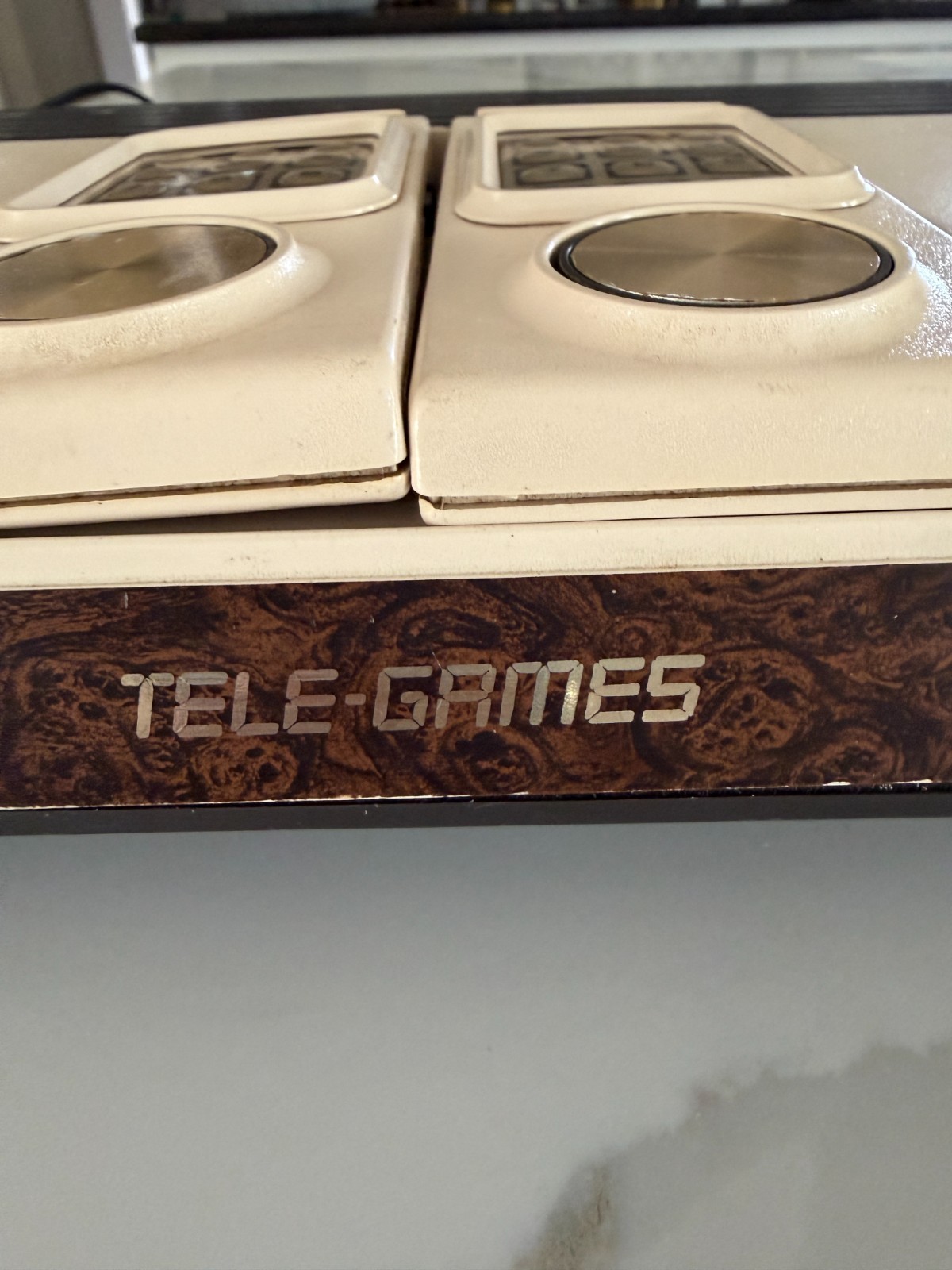 Super Video Arcade Tele-Games Intellivision Console w/ 2 Controllers Untested