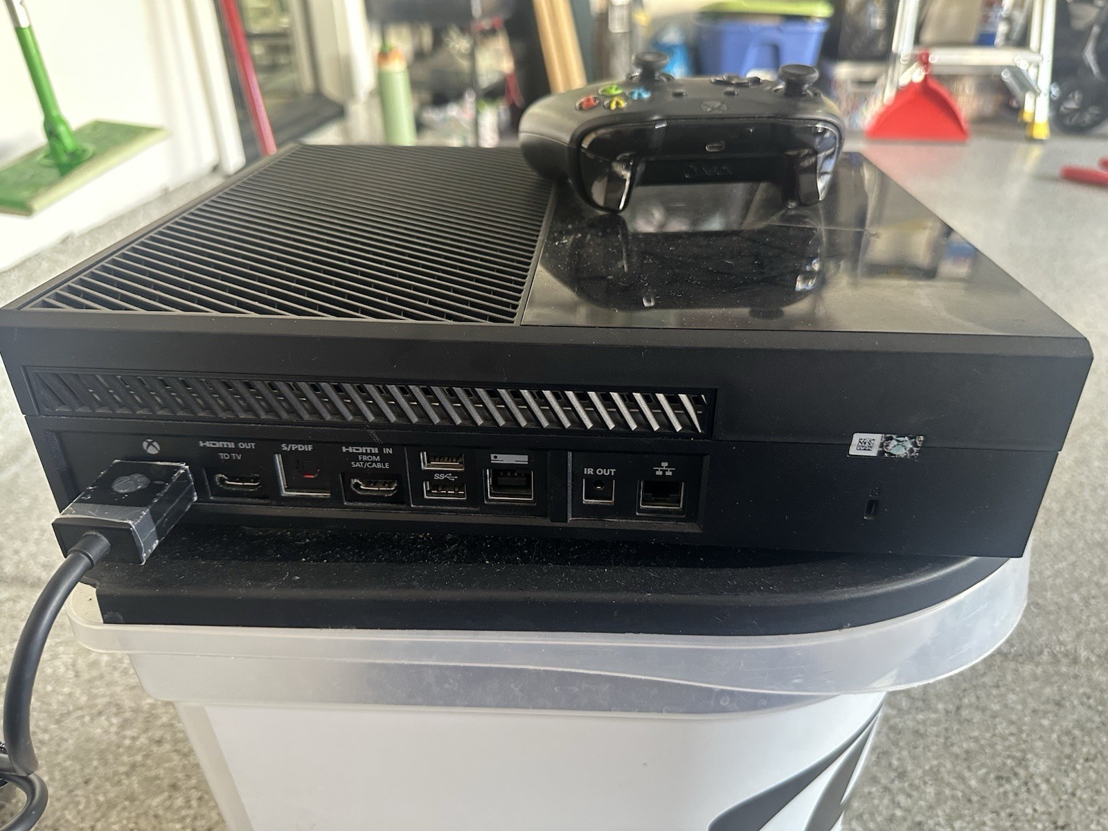 Microsoft Xbox One 1540 Black Home Console HDMI USB-A S/PDIF