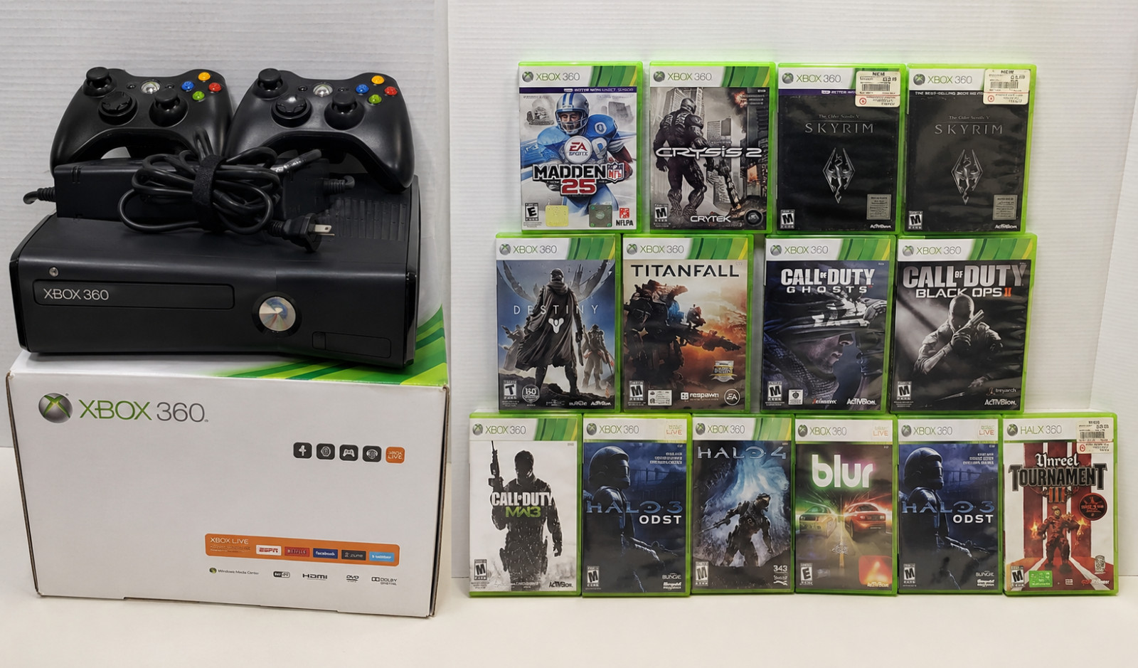 Xbox 360 S 4GB Bundle w/ Original Box, 2 Controllers, 13 Games, Tested Working