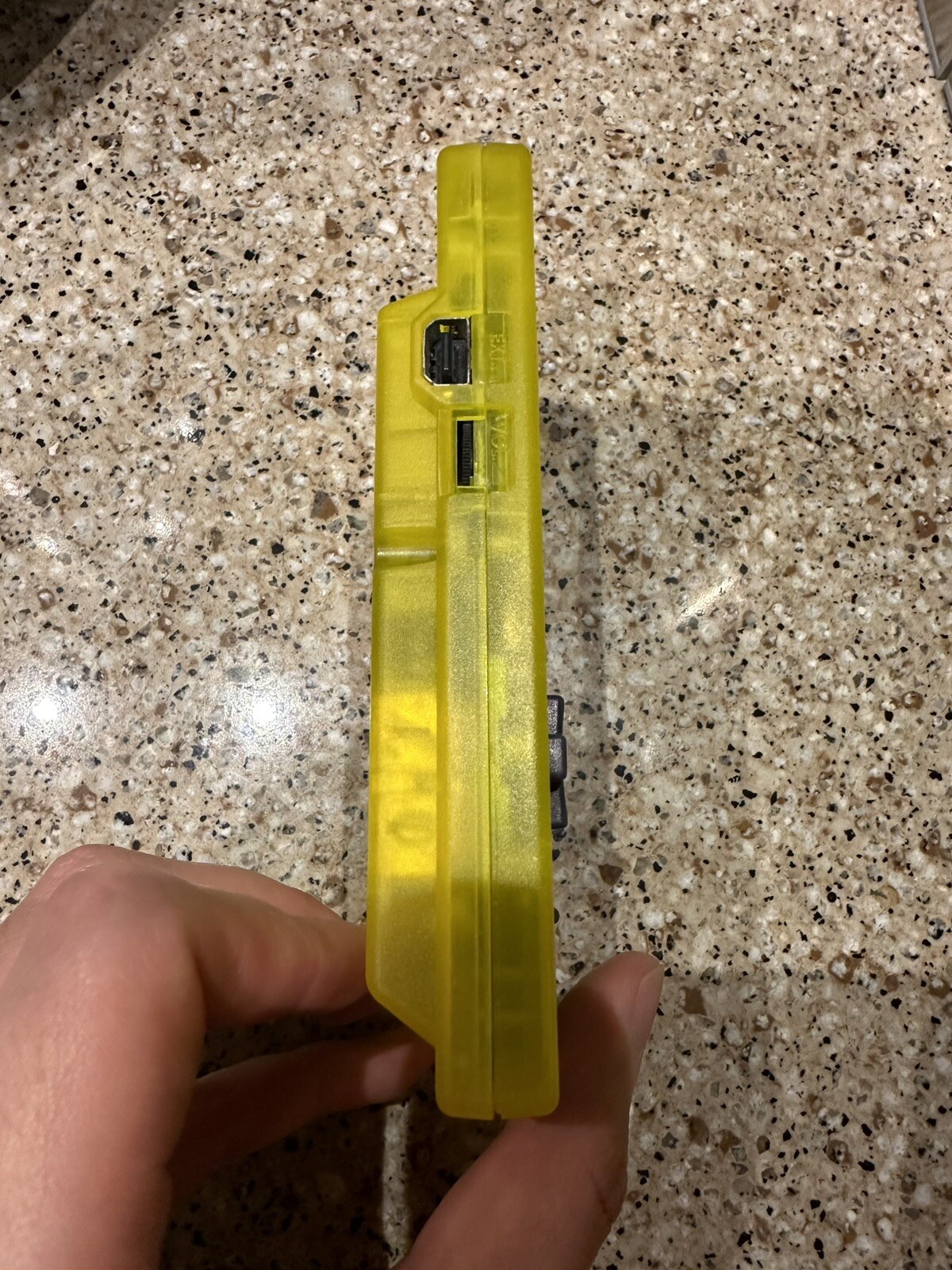Game Boy Pocket w Backlight Backlit FunnyPlaying Q5 IPS Mod Clear Yellow ONLY
