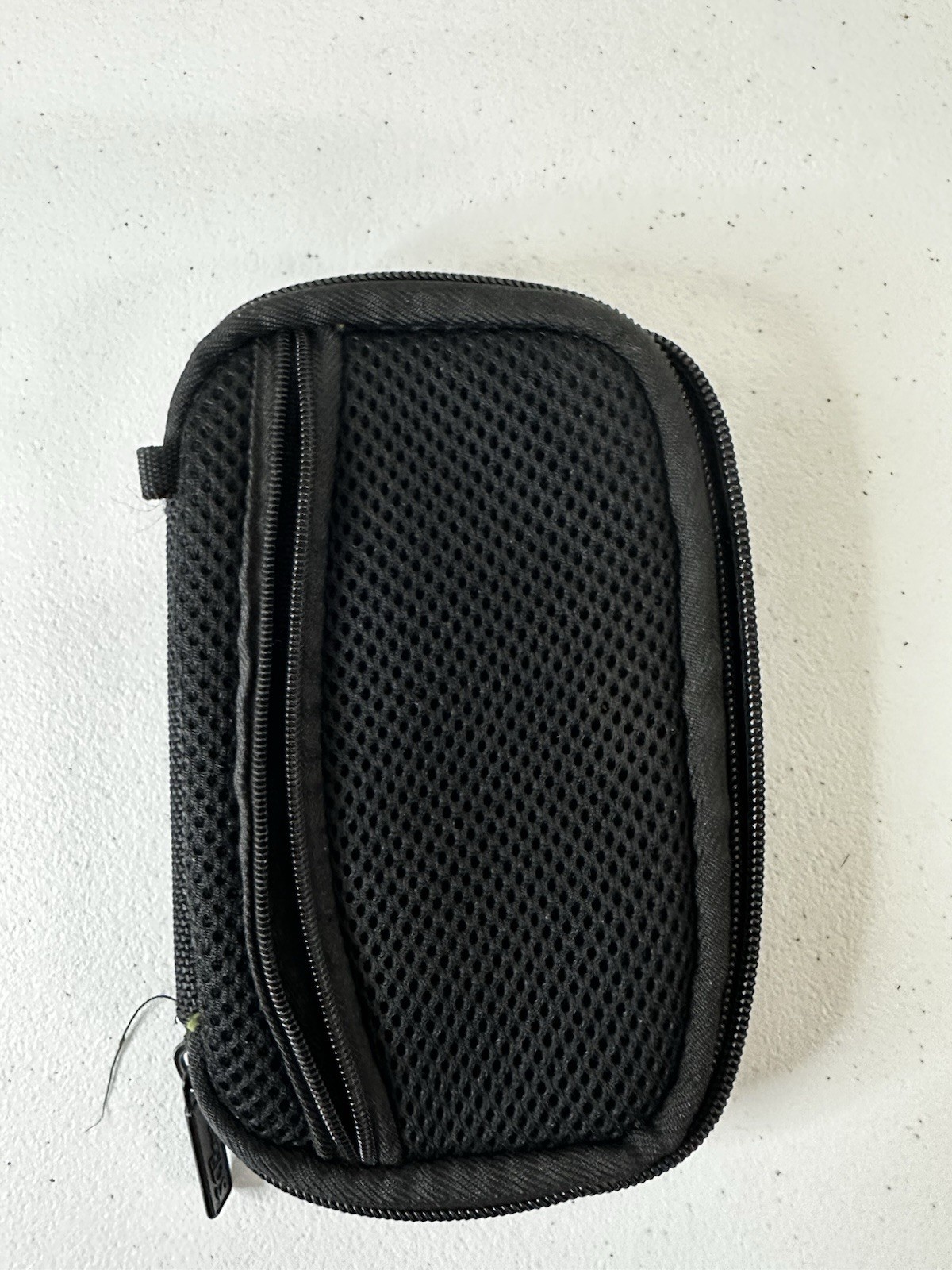 NINTENDO DS Case Only MARIO missing back zipper please see photos