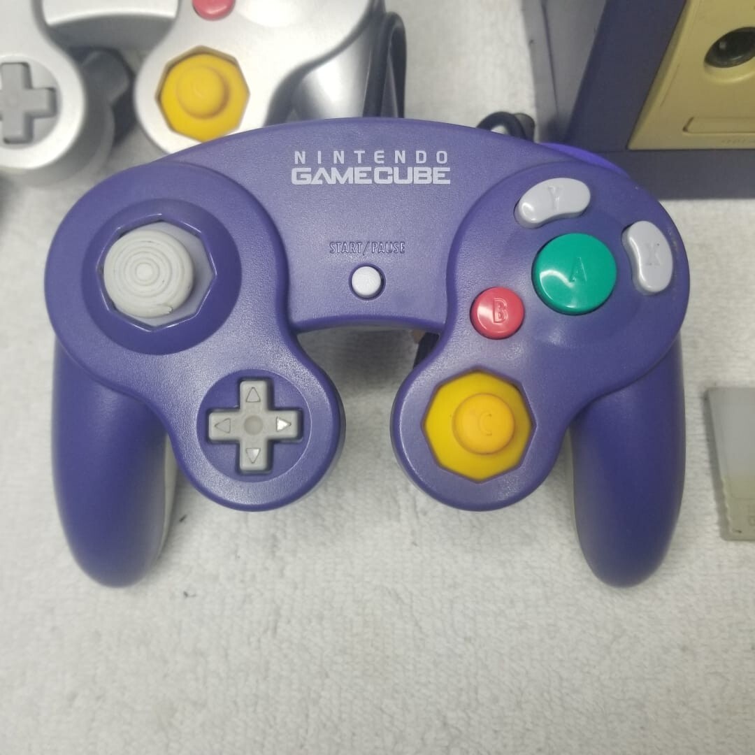 Nintendo GameCube Bundle / Model DOL-001 Indigo + 2 controllers + 5 games