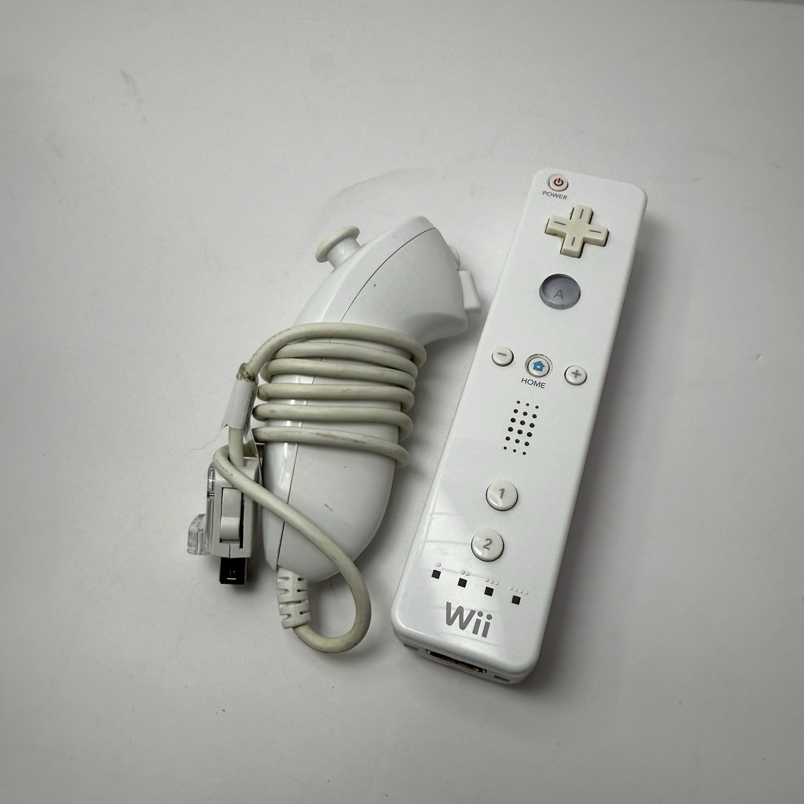 Nintendo Wii Console White Complete with all Wires & Tested RVL-001 w/ Wiimote