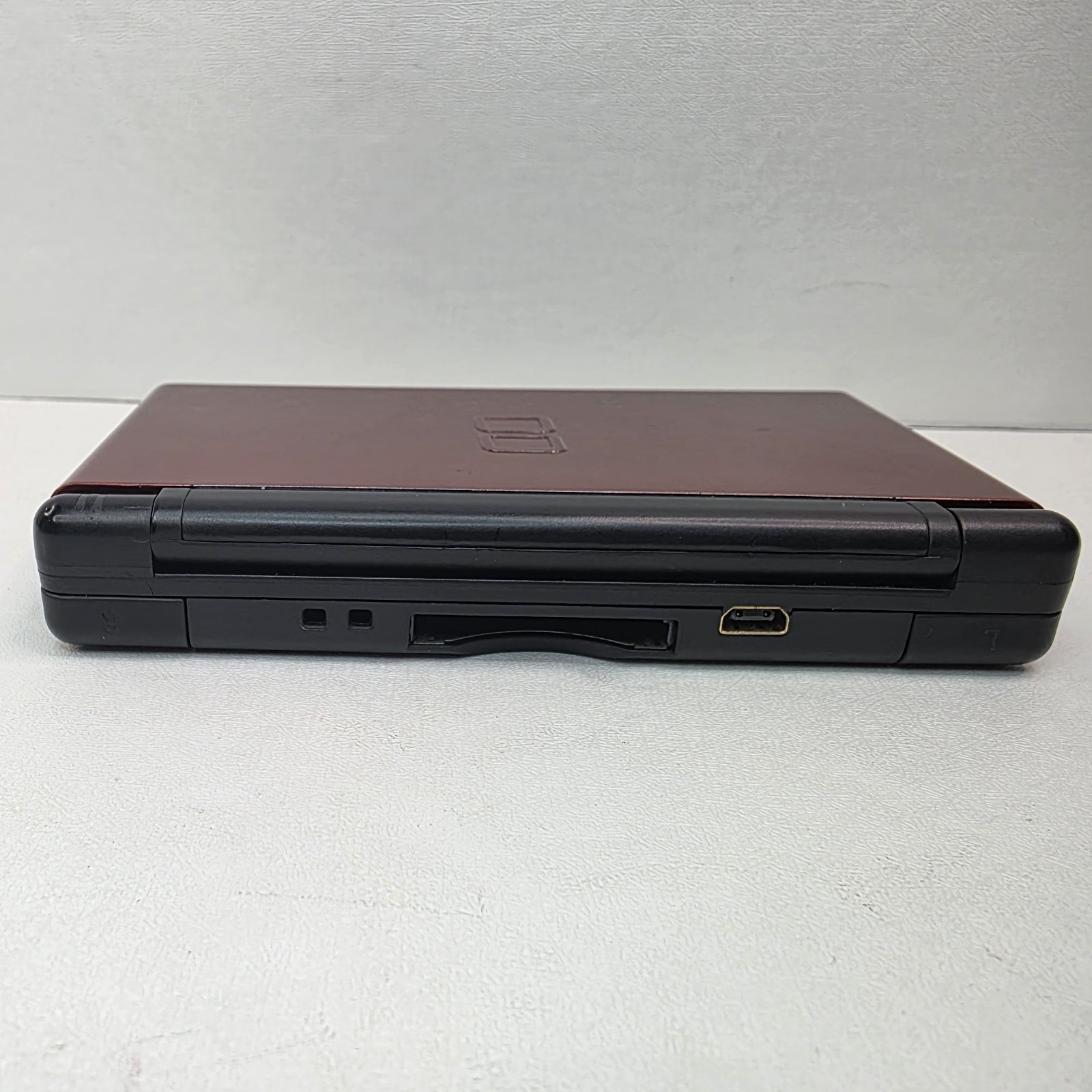 Nintendo DS Lite Crimson Red. Bundle. Games, Carrying Case And Games. Charger