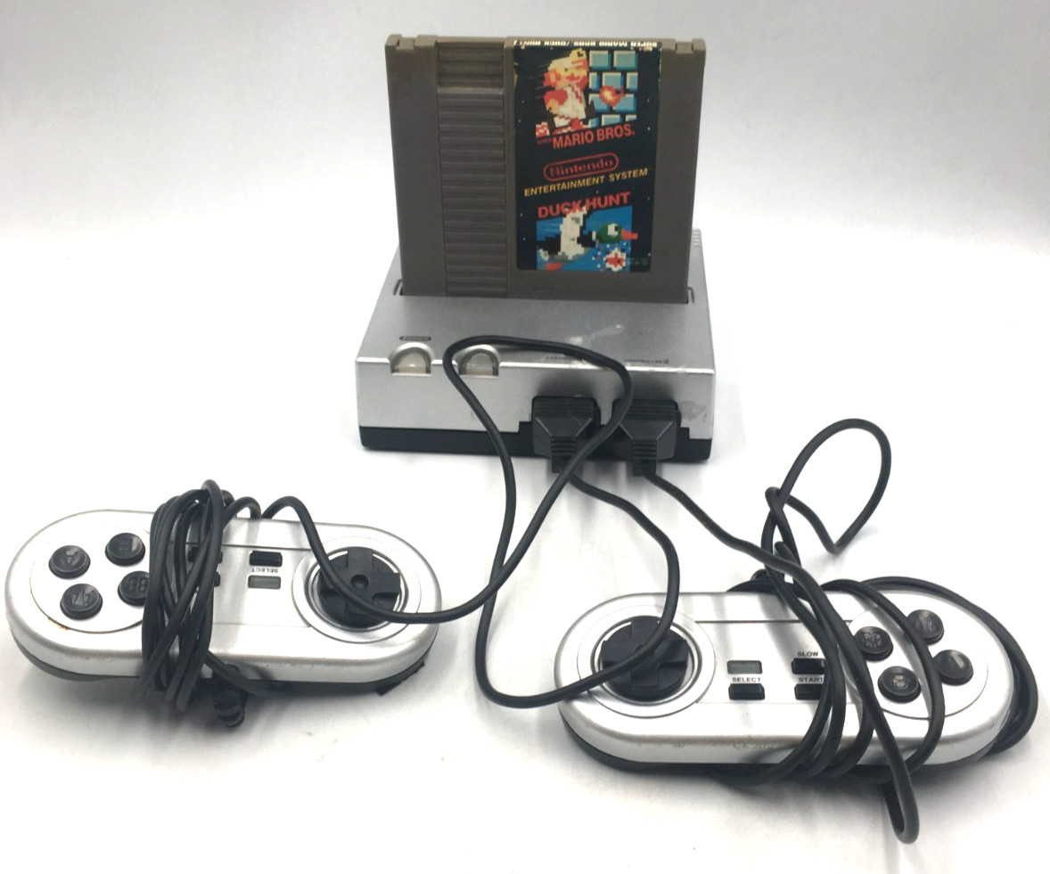 Yobo NES FC Game Console OT-8008 Gray 1 Mario Bros Duck Hunt Game 2 Controllers