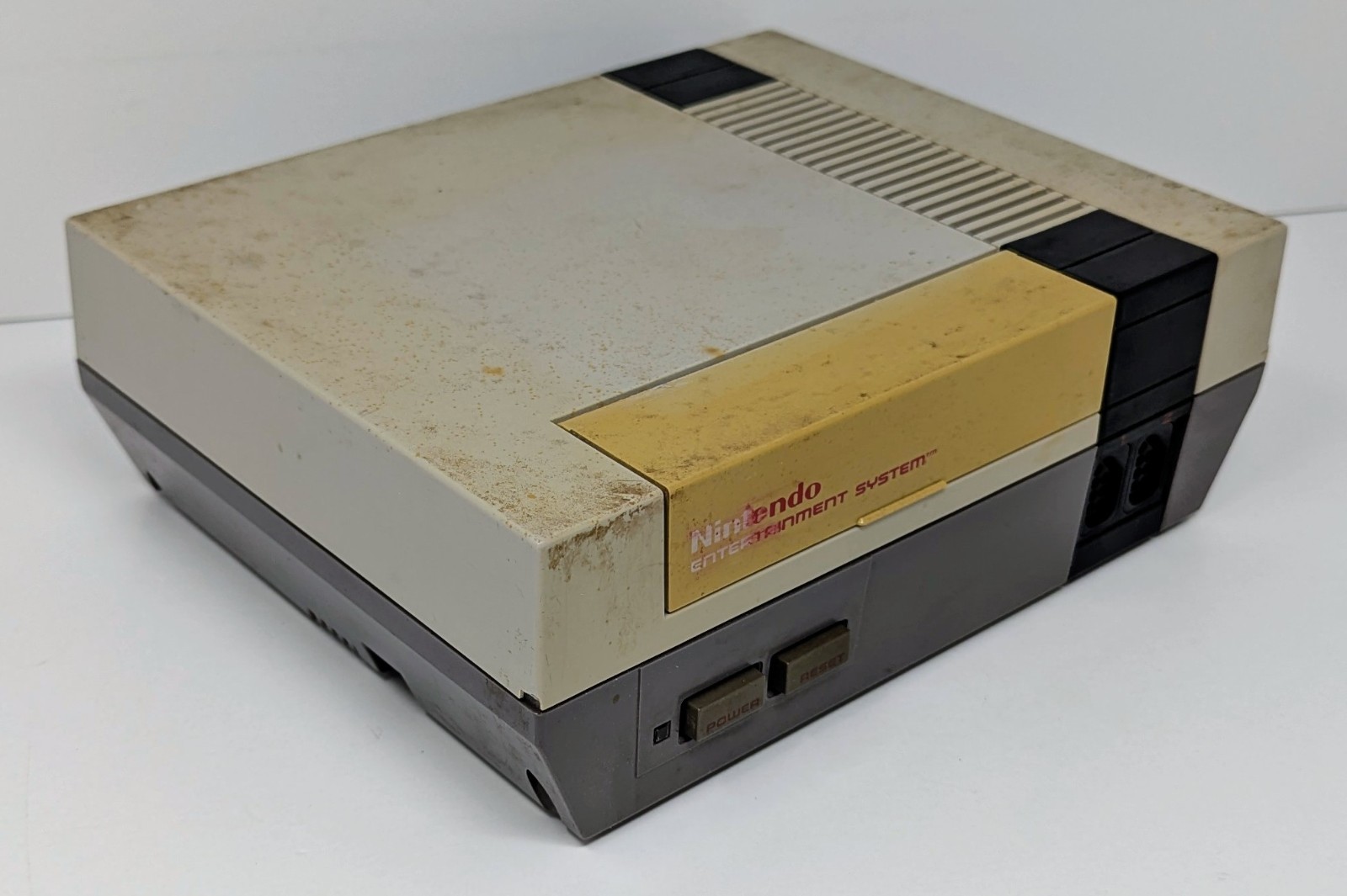 Nintendo NES Console Bundle w/ Super Mario Bros/Duck Hunt/Track Meet – Tested!
