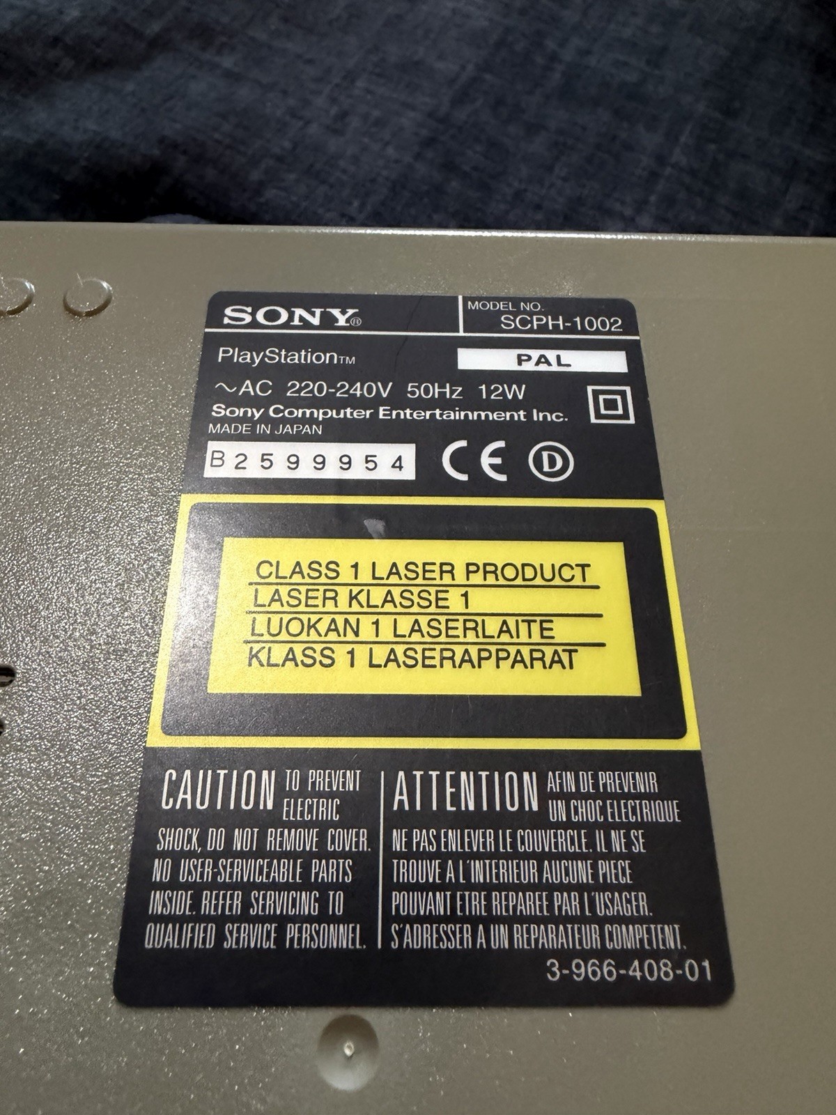 Sony PlayStation 1 Console SCPH-1002 PAL (Europe/Asia) – for parts/repair
