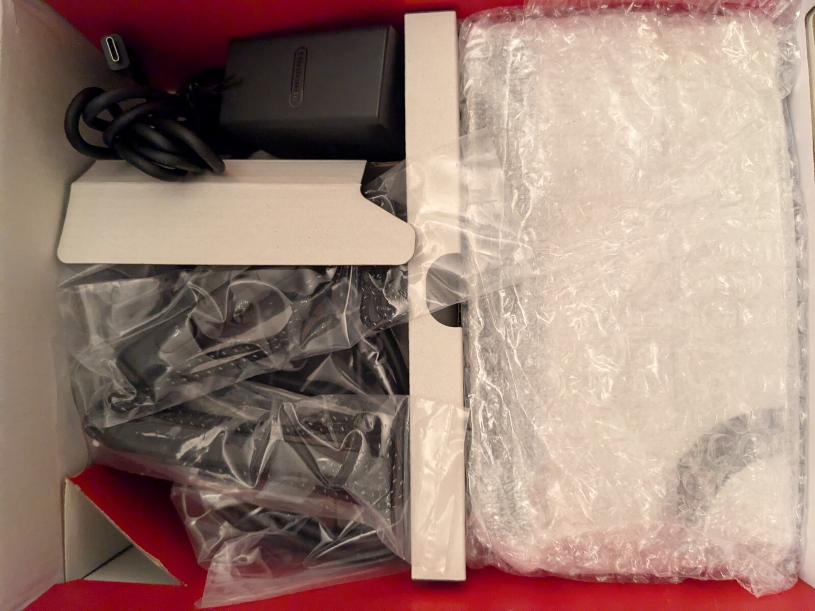 Nintendo Switch OLED Model – 2021 Newest Version 64GB/White (HEGSKAAAA)
