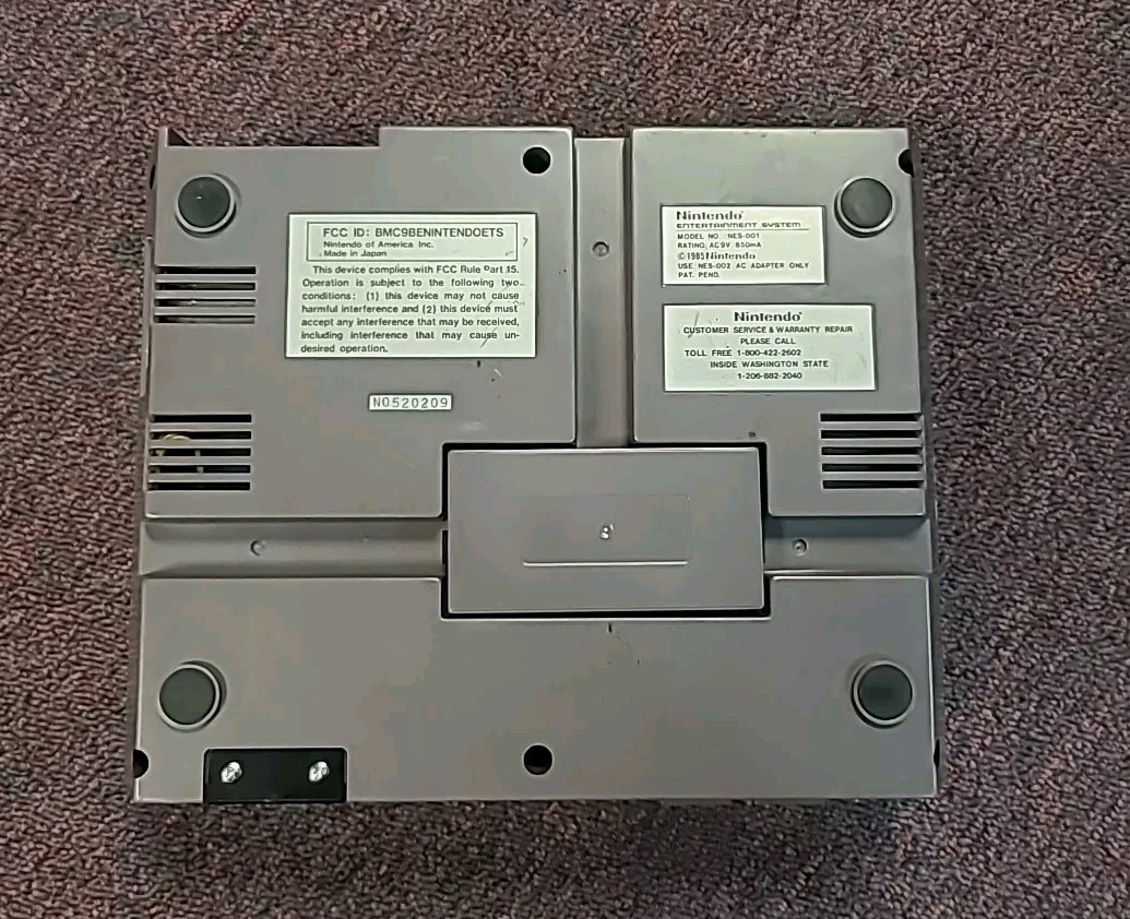 Nintendo Entertainment System NES Action Set (Complete in Box!) Tested & Works!