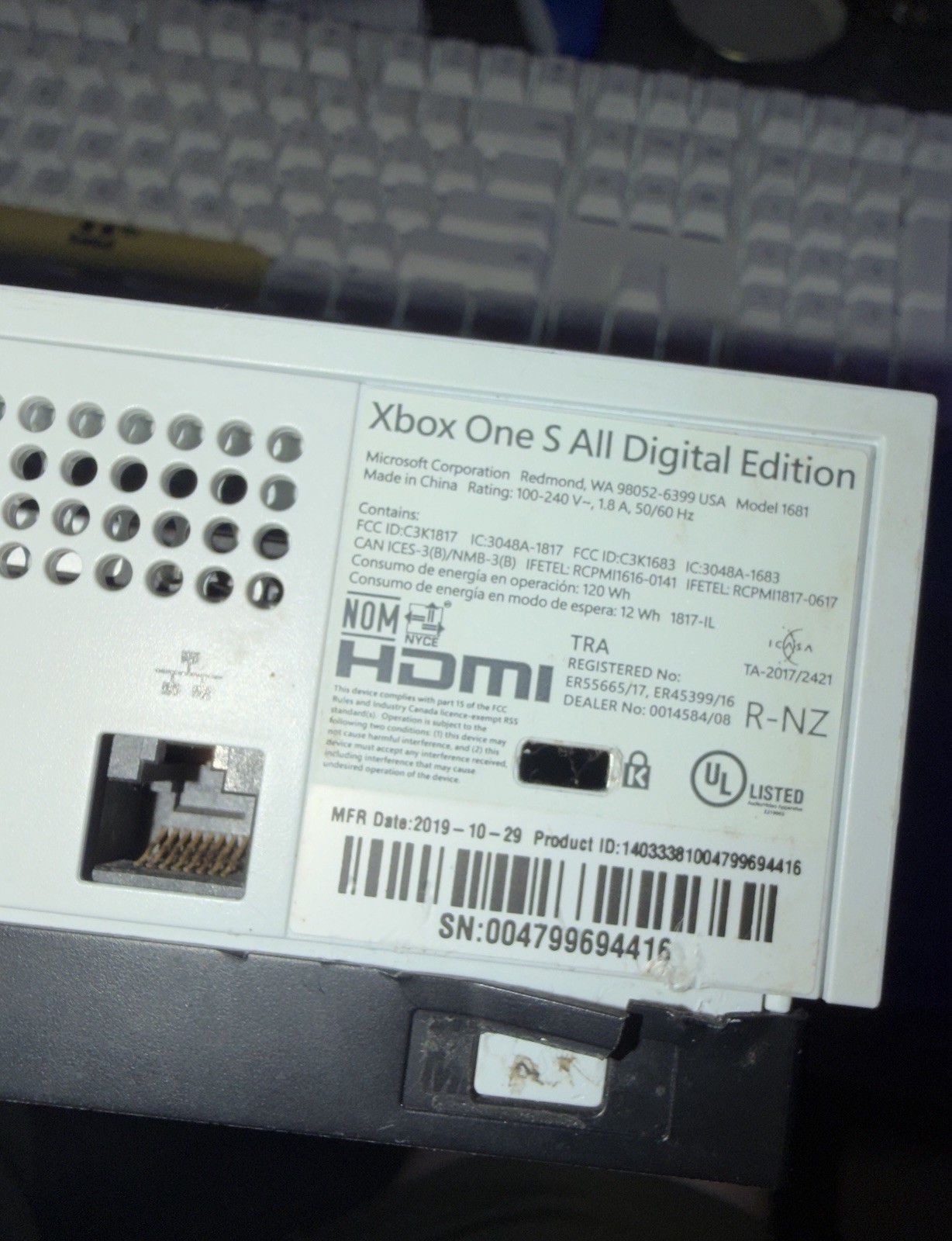 Xbox One S All-Digital Edition Console – Powers On Then Shuts Off – Repair/Parts