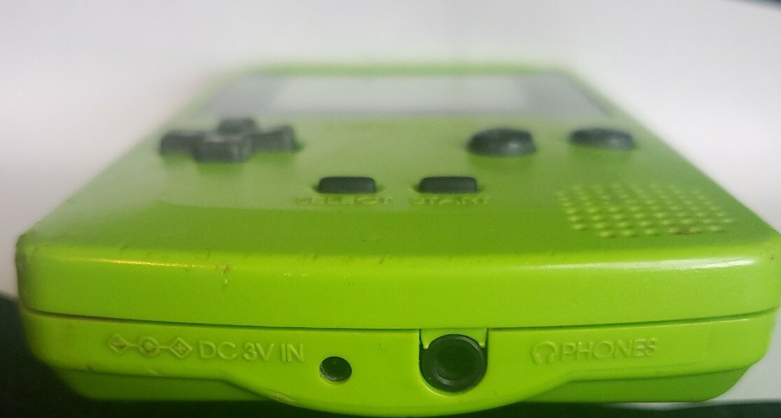 Nintendo Game Boy Color Vintage Launch Edition Kiwi Lime Green Handheld