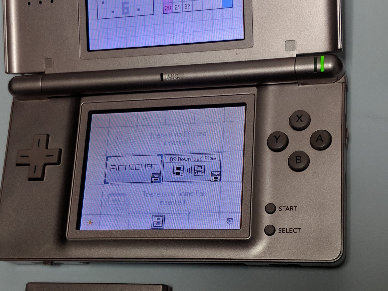 Nintendo DS Lite Console Metallic Rose Pink w/ Games SUPER CLEAN LIGHTLY USED