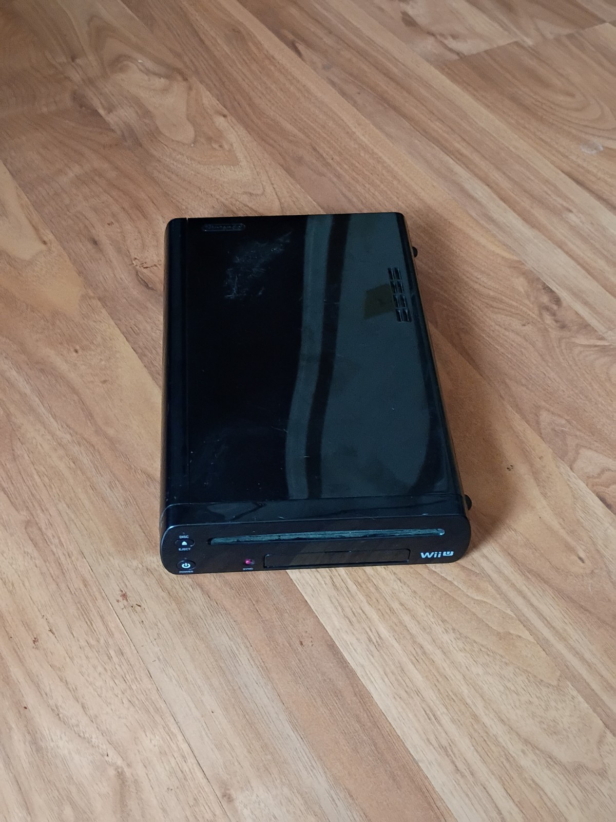Nintendo Wii U 32GB Black Console WUP-101(02) for Parts or Repair Untested
