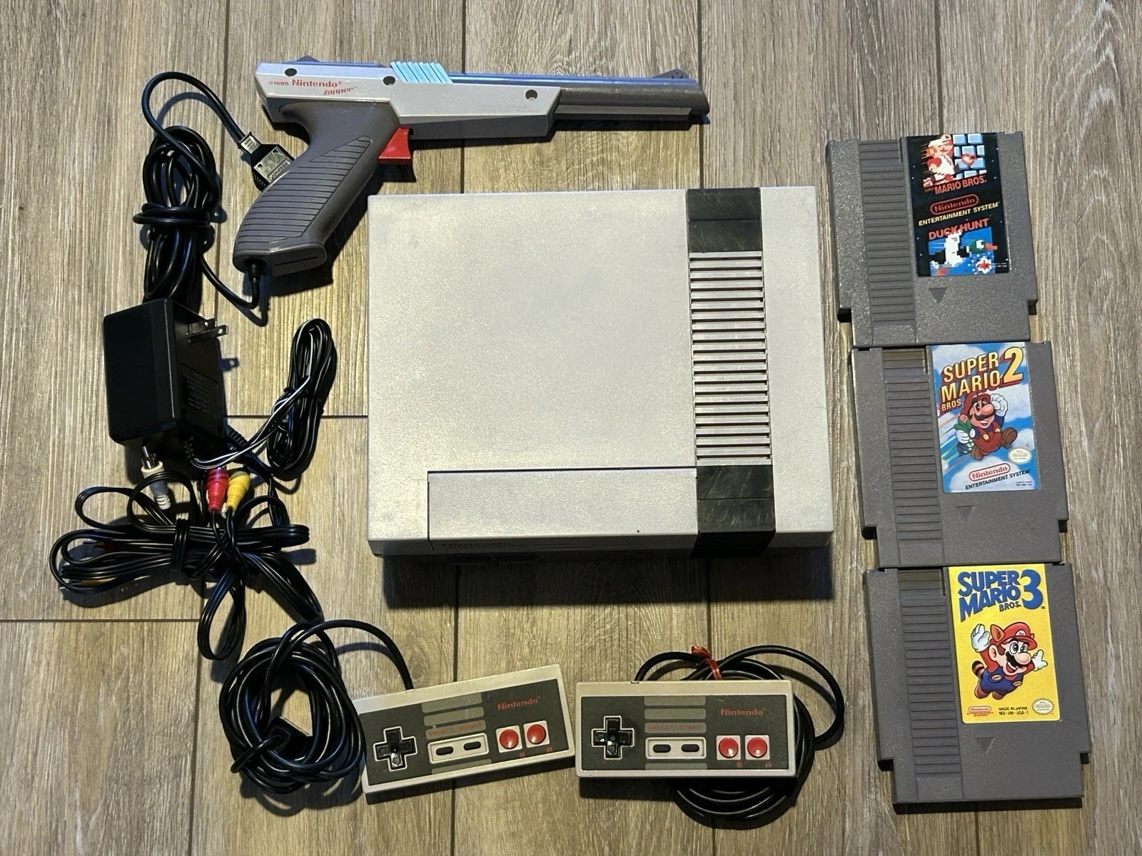 NES Nintendo System Original Console w Super Mario 1 2 3 Duck Hunt Game NEW PIN