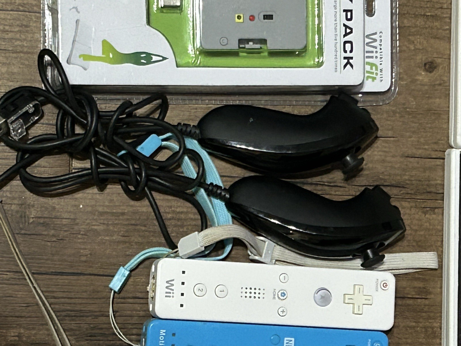 Huge Nintendo Wii Accessory Bundle,Remotes, MotionPlus,Wheels, Sports Pack,Games