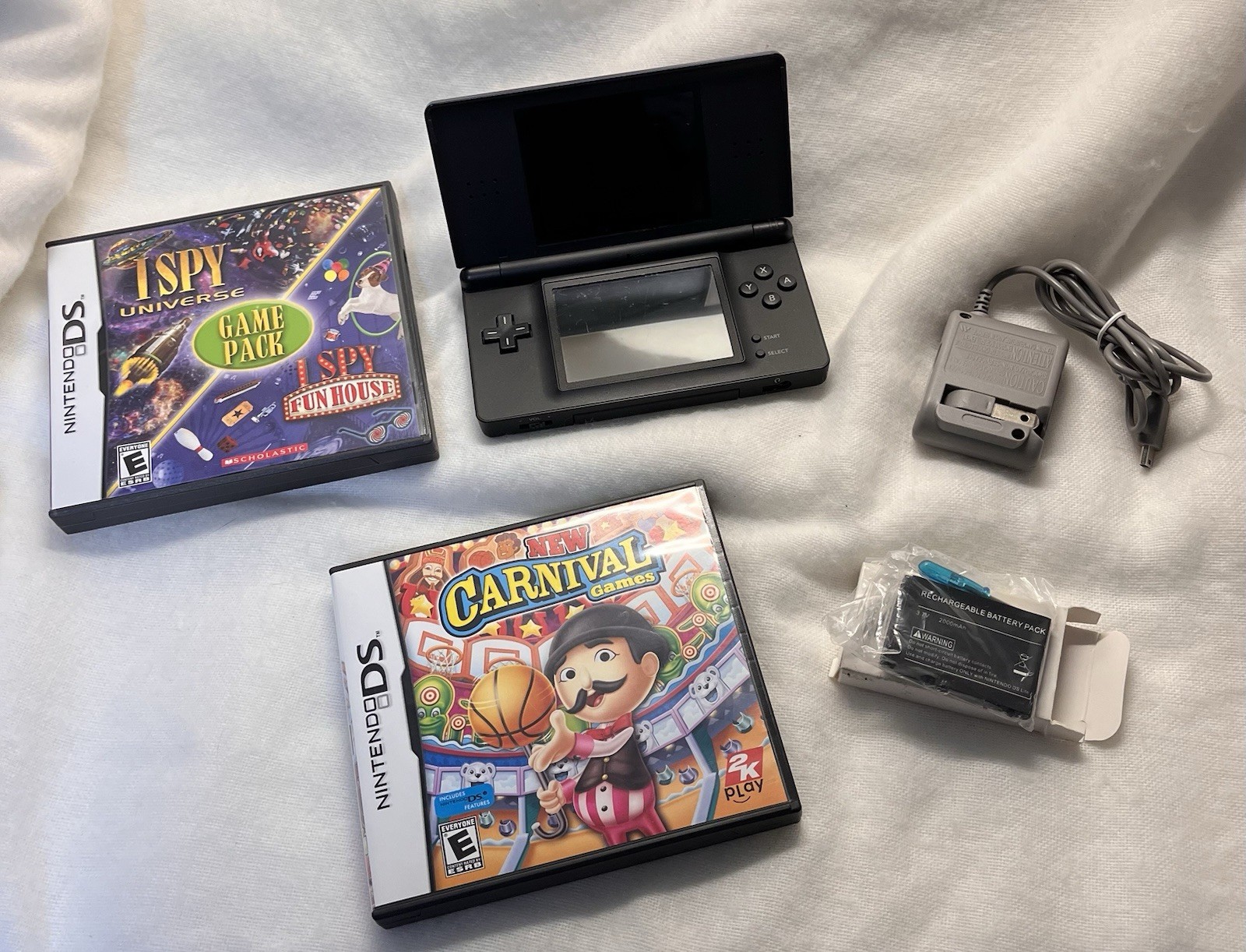Nintendo DS Lite Cobalt Blue Console Stylus Charger & 3 Games Tested