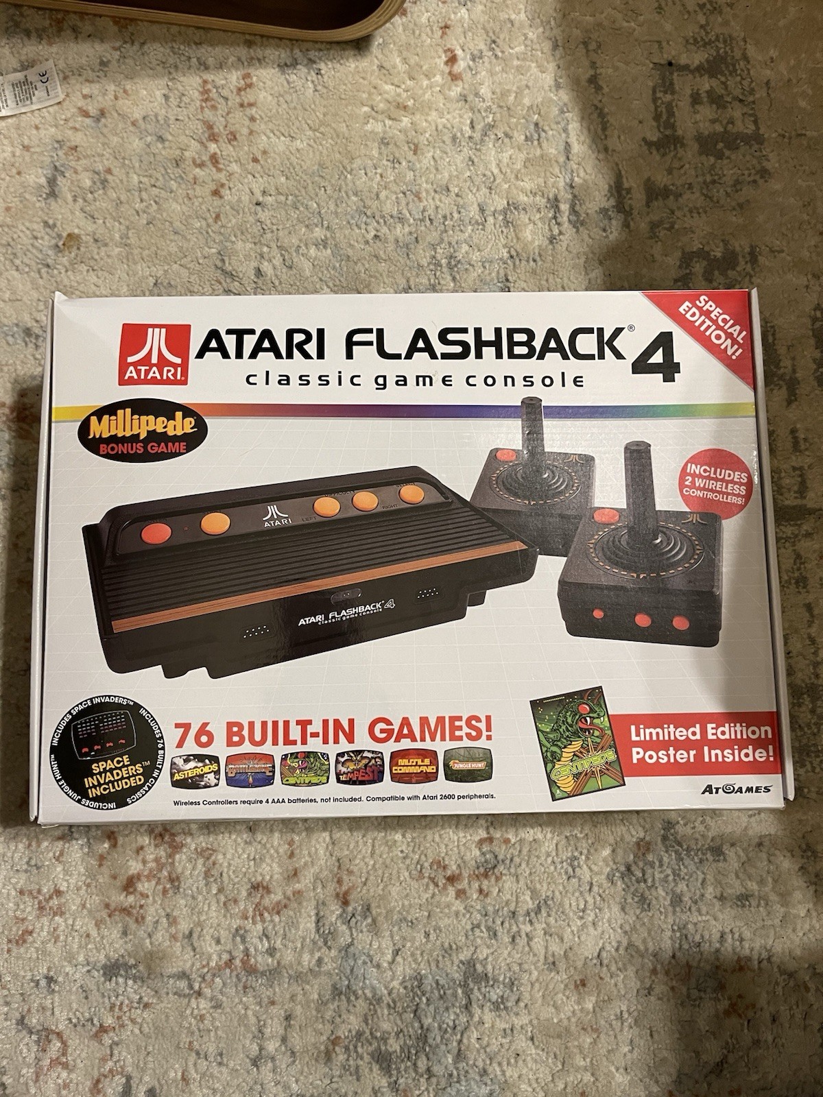 Atari Flashback 4 AR2670B Includes Controller, Games, Power Cable