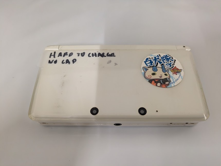 Nintendo 3DS Console, JAPANESE SPEC, Charging Issue, No cap, Ships FAST! [E509]