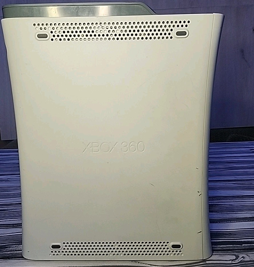 Xbox 360 Arcade 60GB White Console