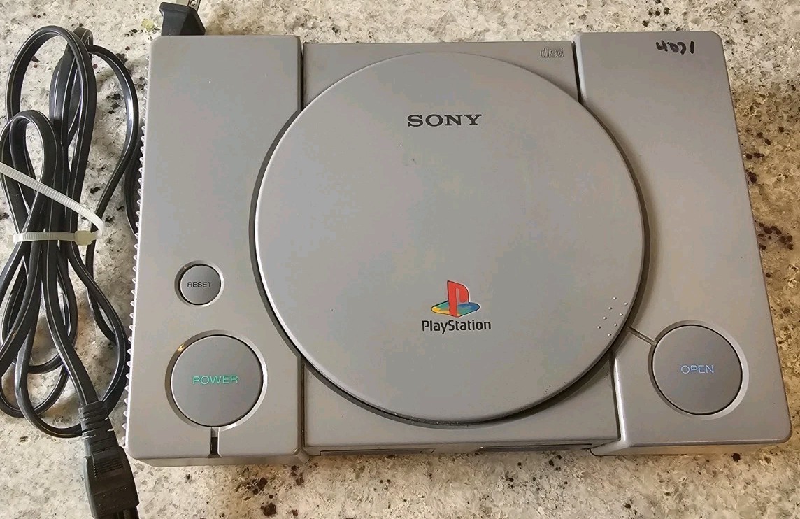PlayStation 1 Sony Video Game Console Only Gray SCPH-7001 Power Cord Only