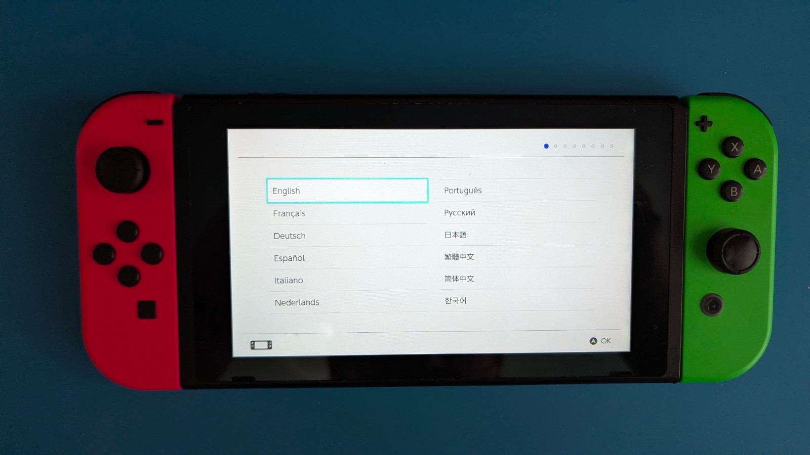 Nintendo Switch (2016, First Wave, XAW, Unpatched) Joy-Cons, Dock, TotalMount