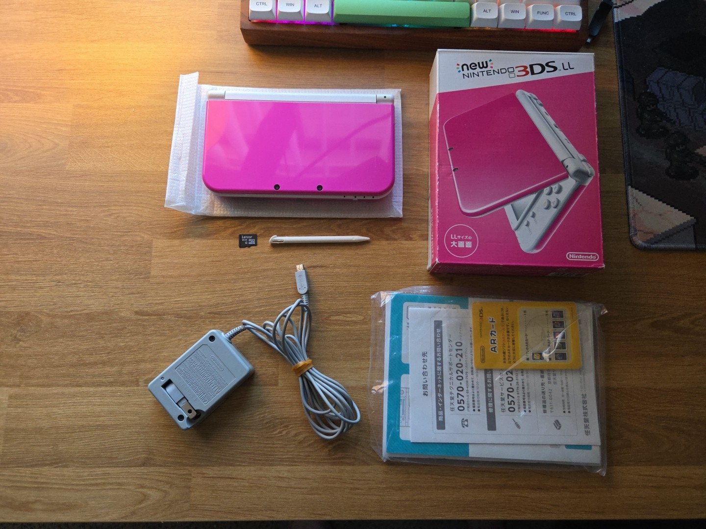 New Nintendo 3DS LL XL Pink White | Japan Region Charger CIB