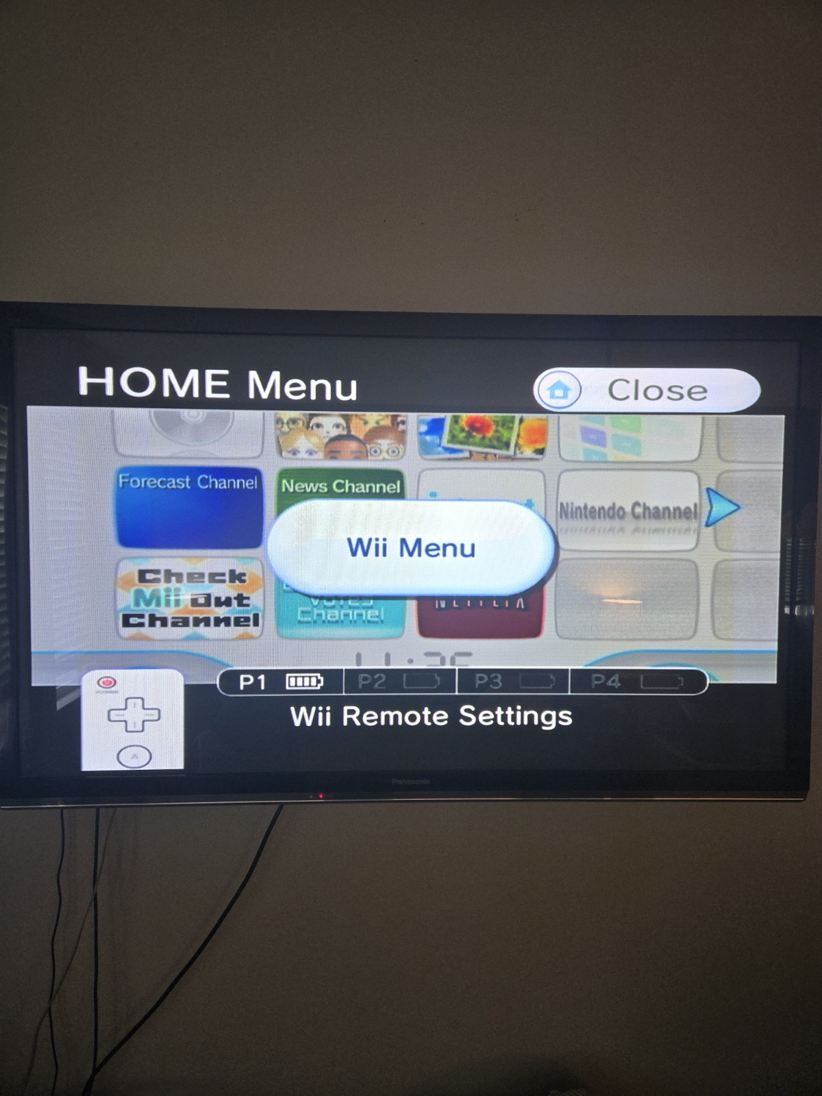 Nintendo Wii Console Nunchuck Controller All Cords 5 Video Games Yoshi Mickey