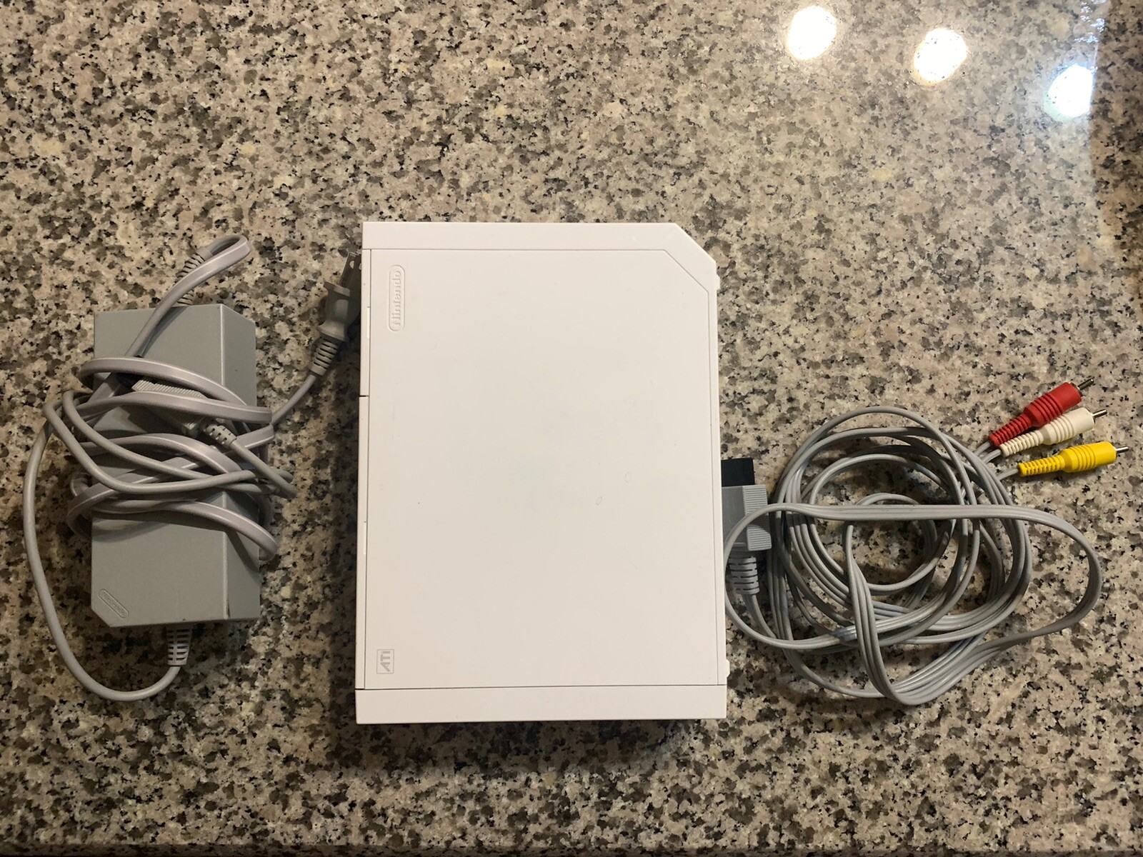 Nintendo Wii RVL-001 System Console White Gamecube Compatible Work