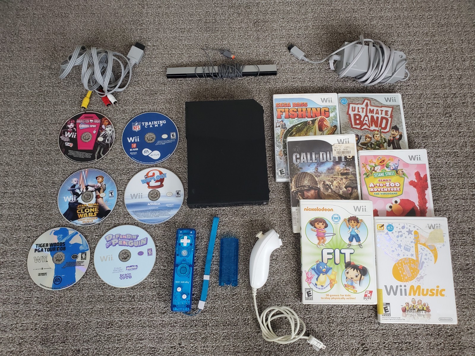 Black Nintendo Wii Console System Bundle w/ 12 Games Nunchuck TESTED! Bass