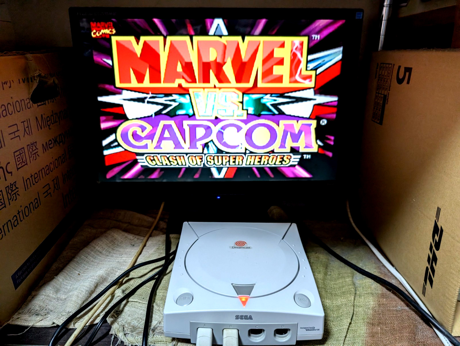 SEGA Dreamcast Console 2 Controller Visual Memory Marvel vs Capcom 2 Japan