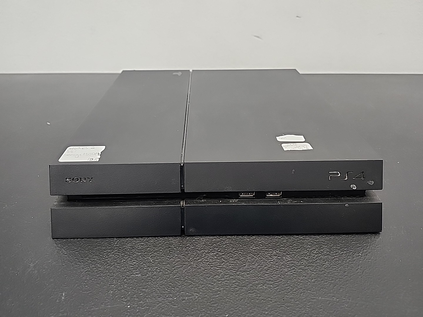 Sony PlayStation 4 CUH-1215A Console PS4, Tested And Working