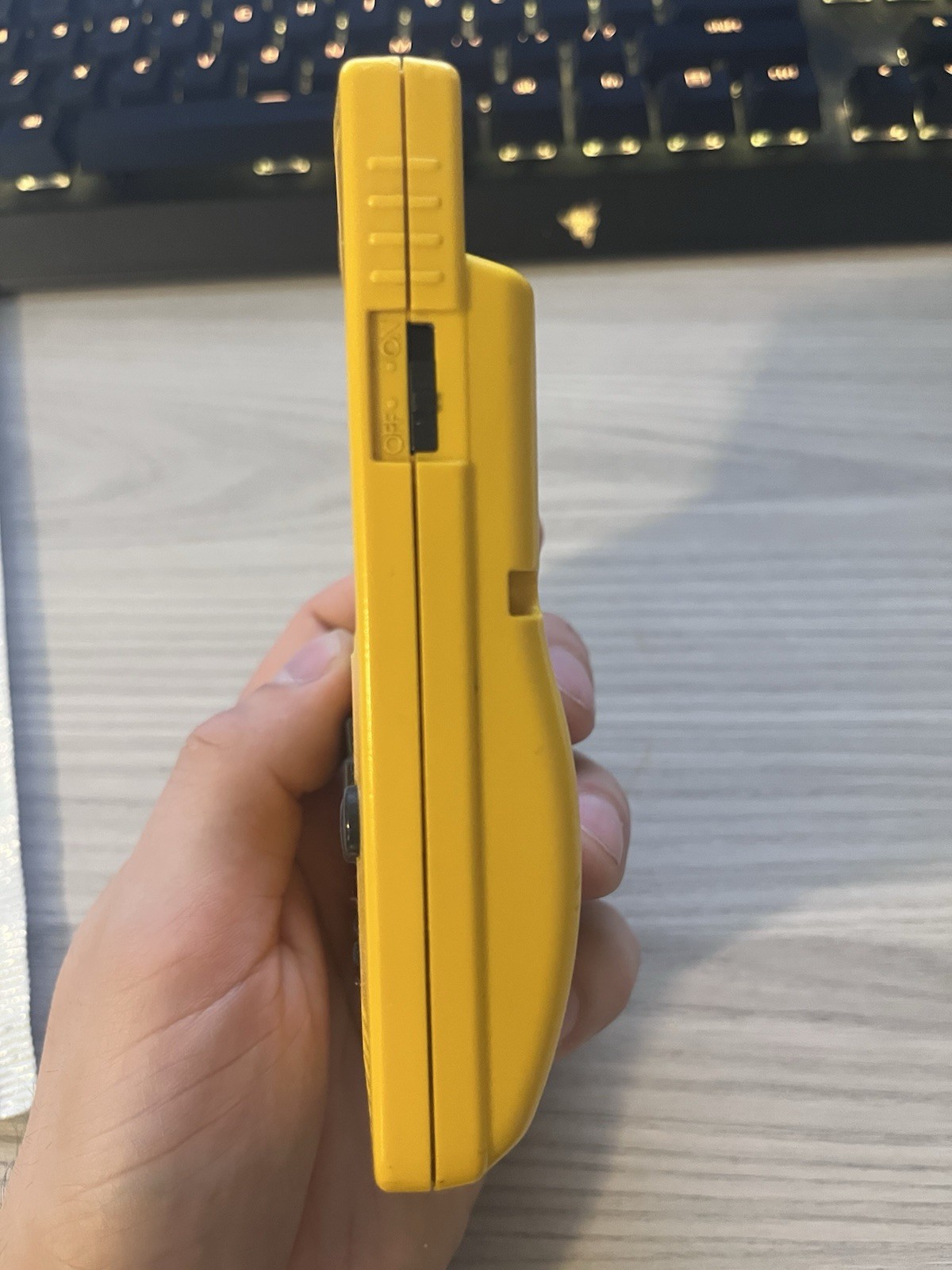 Gameboy Color Dandelion Yellow (NEEDS NEW SPEAKER)