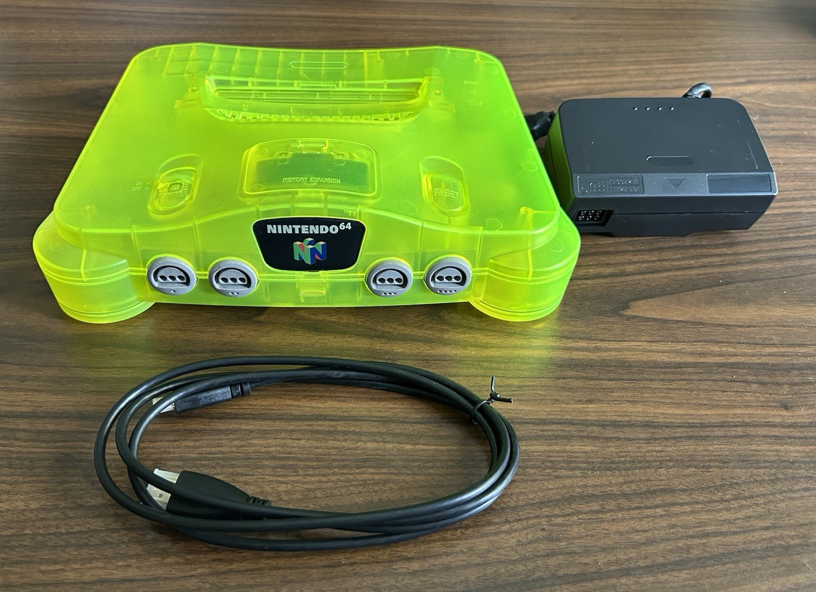 N64 clear neon yellow Nintendo- HDMI -cables included- FAST SHIPPING