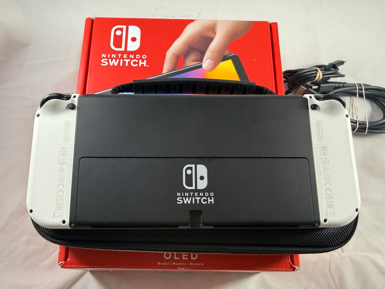 Nintendo Switch OLED Model HEG-001 Handheld Console – 64GB – White
