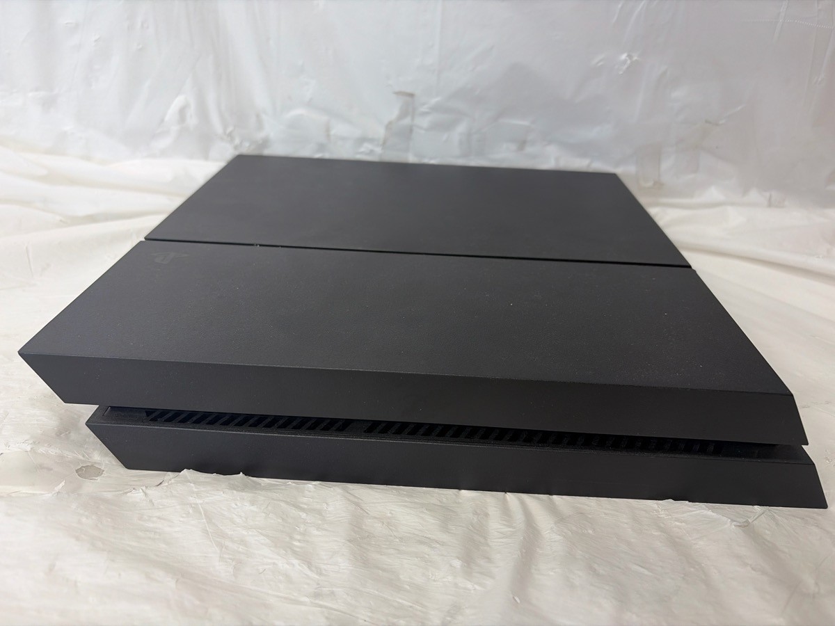 PREOWNED SONY PS4 – SYSTEM – CUH-1215A – 500GB PRE-OWNED (P23017043)