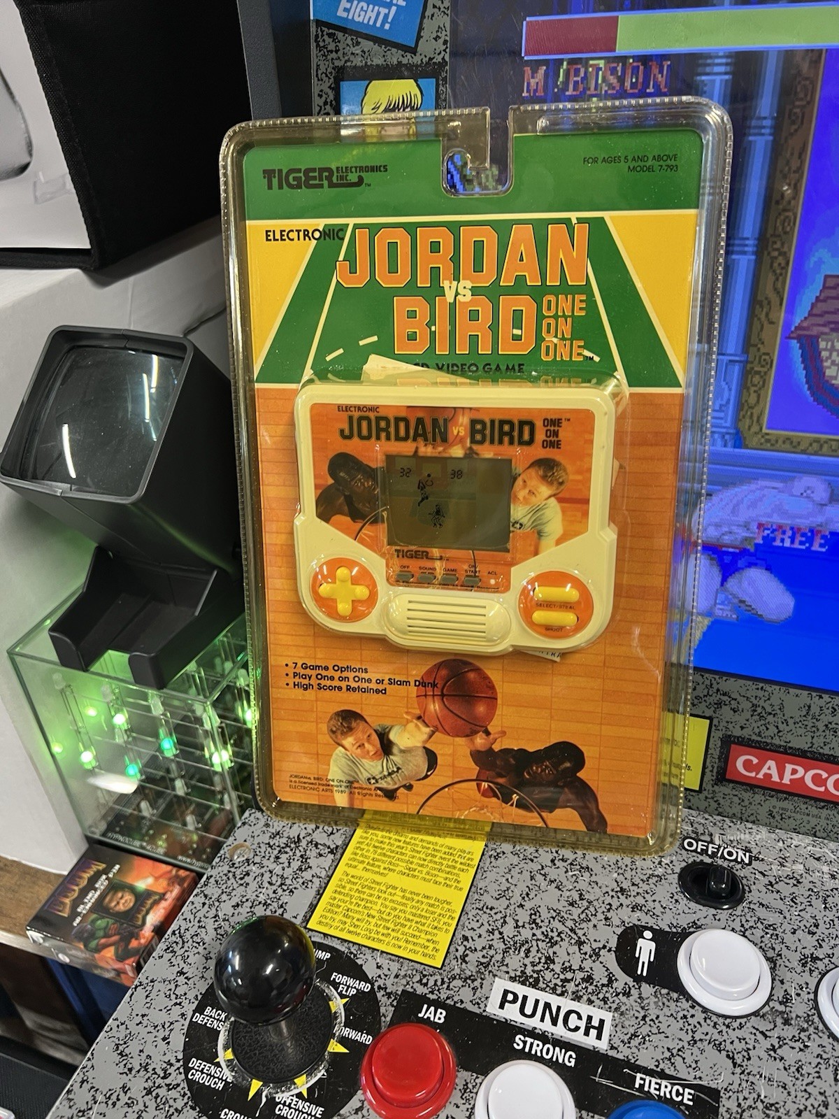 1989 Tiger Electronics Jordan vs. Bird One on One LCD Video Game SEALED *READ*